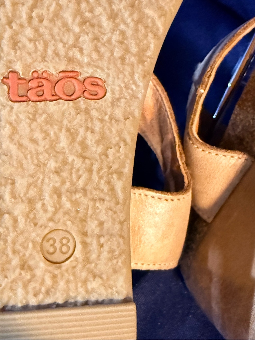 Taos Leather Wedge Sandals Women’s 7.5 EU 38 Comfort Sandals Beige Tan - Picture 5 of 5